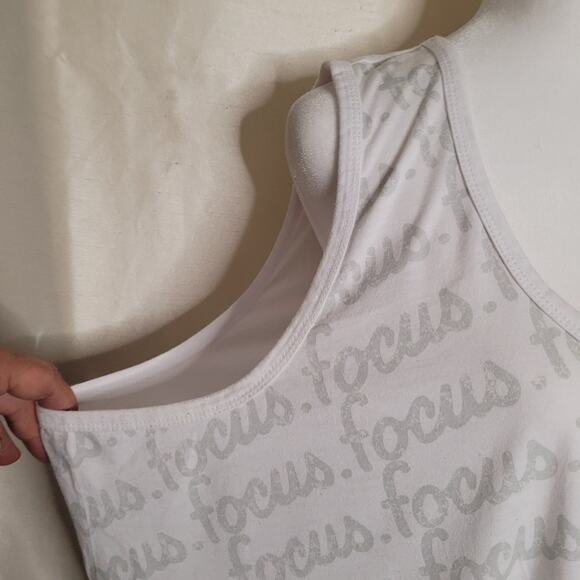 Danskin Now Tank Top - 4X - Comfortable & Stylish! - Picture 3 of 11